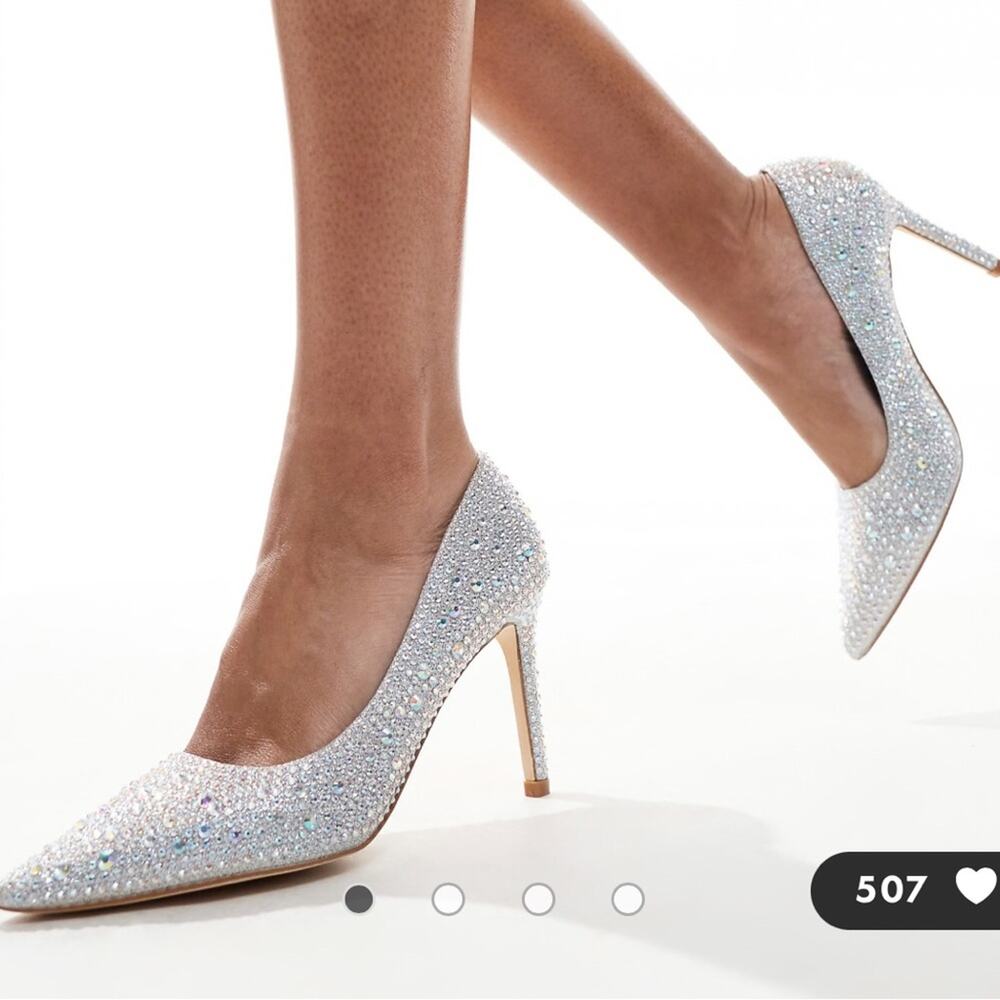 NWT SEQWL Silver Pointed Toe Heels 3.75” Pumps Rhinestone Embellishments size 8